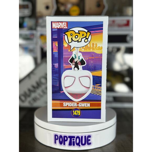 Spider-Gwen Funko Pop! #1479 - Entertainment Earth Exclusive - Picture 4 of 6